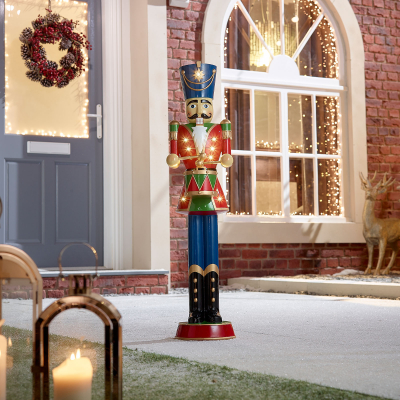 Norbert the Guard 3ft Christmas Nutcracker Figure with Drum in Red