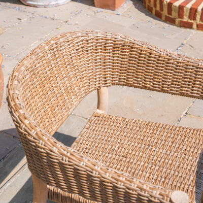 Hailey 4 Seat Rattan Wood Dining Set - Round Table in Acorn