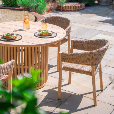 Hailey 4 Seat Rattan Wood Dining Set - Round Table in Acorn
