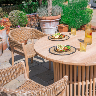 Hailey 4 Seat Rattan Wood Dining Set - Round Table in Acorn